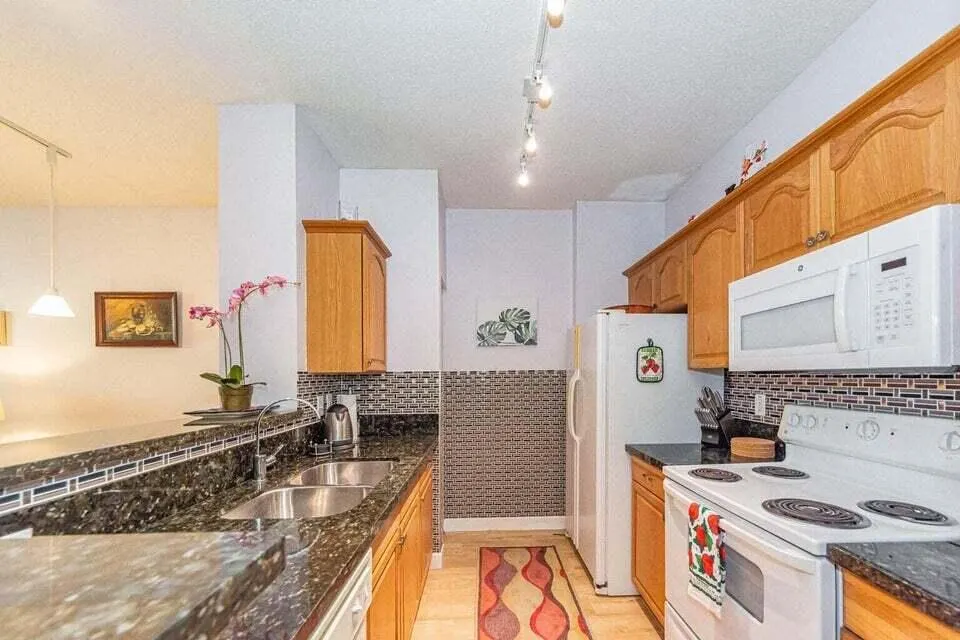 630 S Sopadilla Avenue, #102