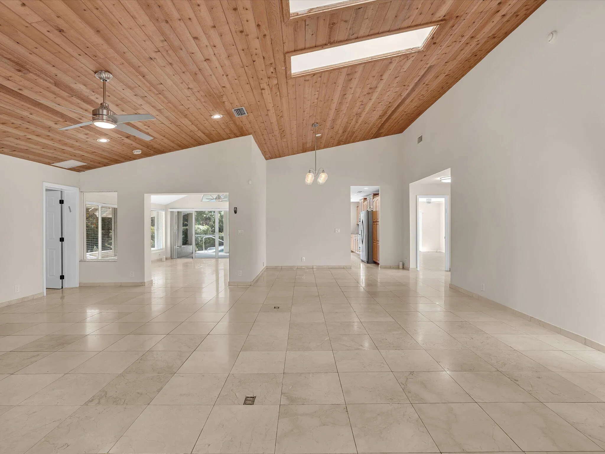 7222 Carmel Court