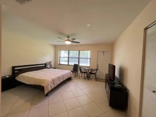 13950 Nesting Way, #B