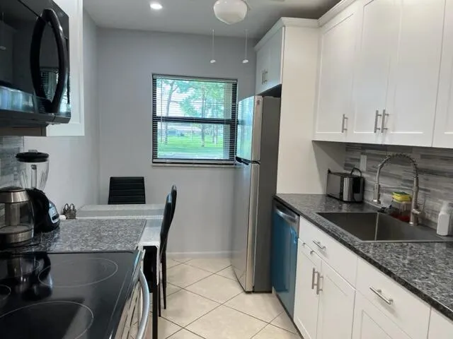 13950 Nesting Way, #B