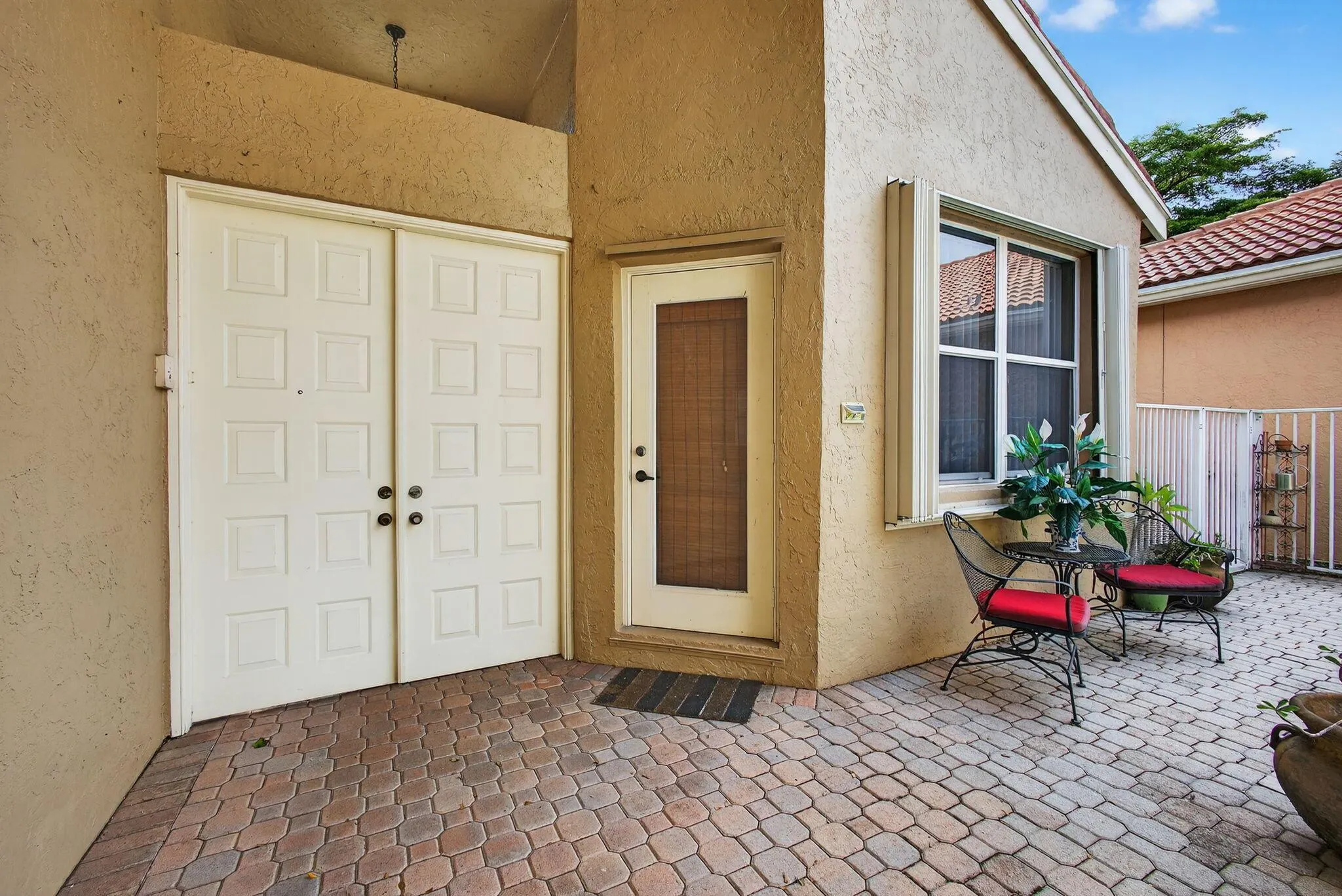 10109 Diamond Lake Road