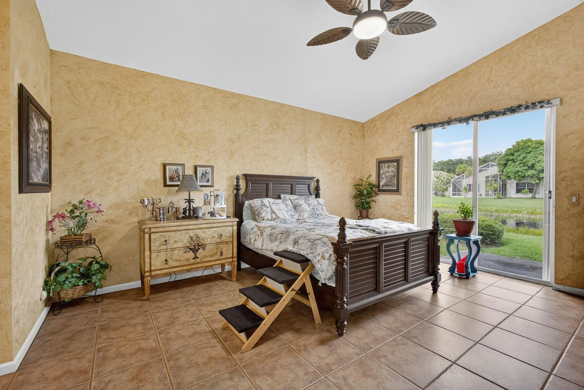 10109 Diamond Lake Road