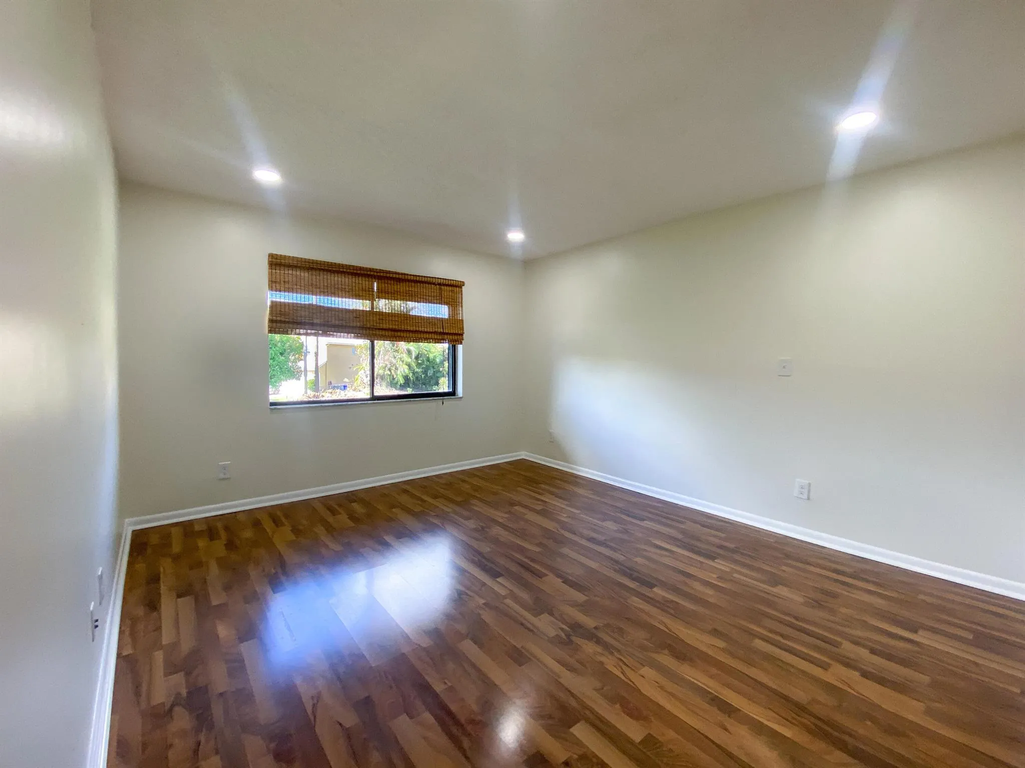 4283 Wood Ride Road E, #E