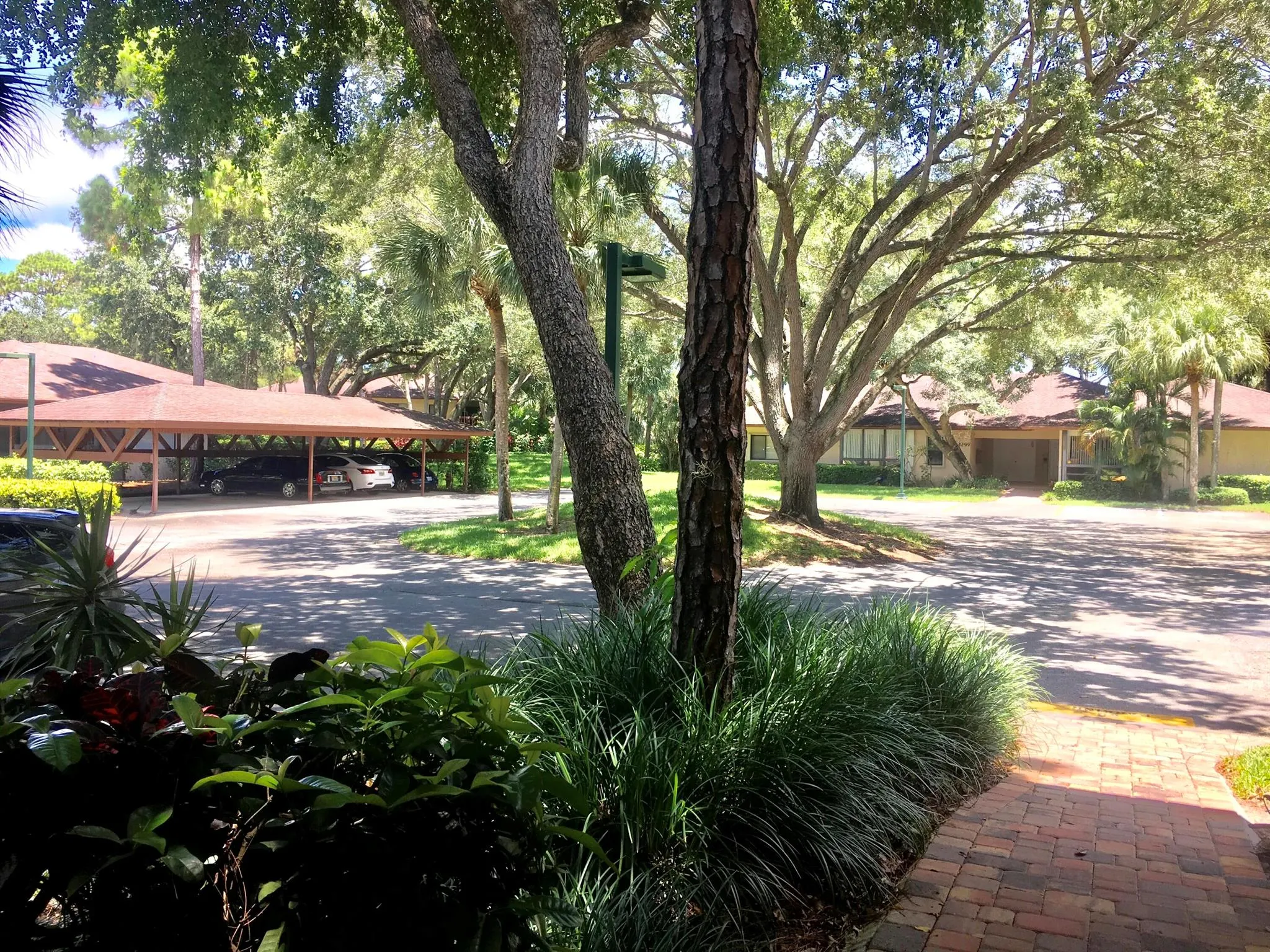 4283 Wood Ride Road E, #E