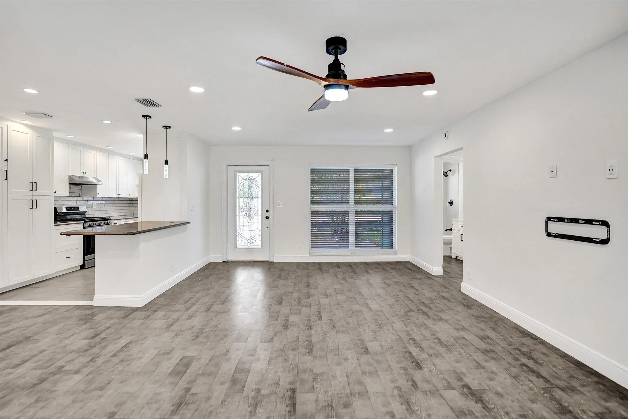 618 Lindell Boulevard