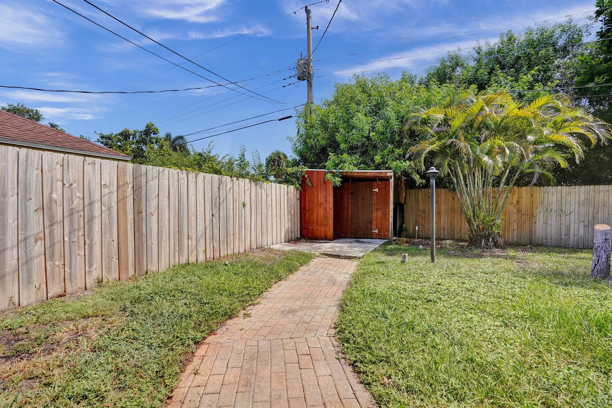 618 Lindell Boulevard