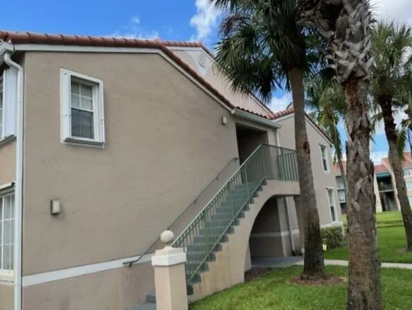 7904 Sonoma Springs Circle, #208