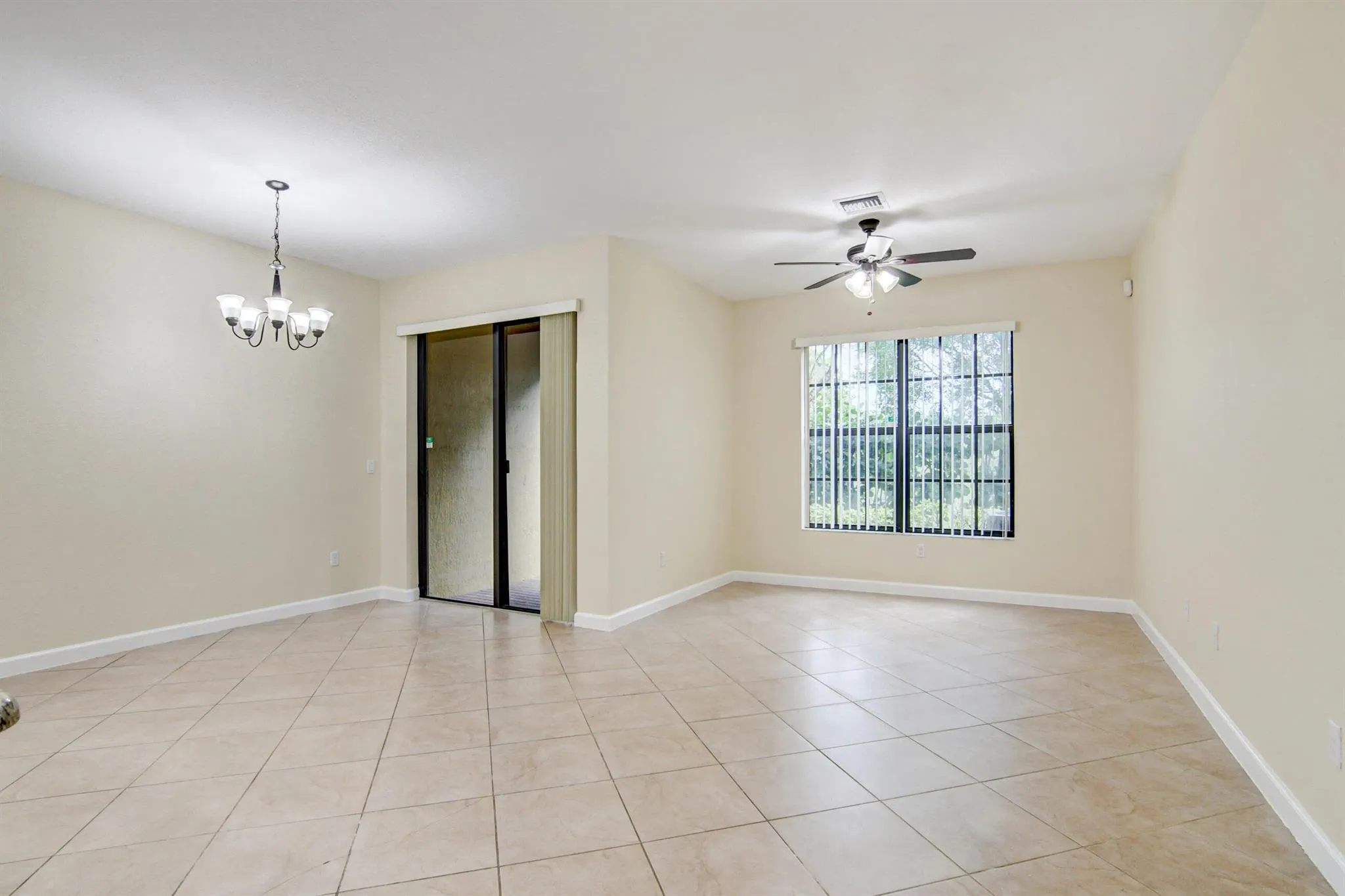 10366 Wellington Parc Drive