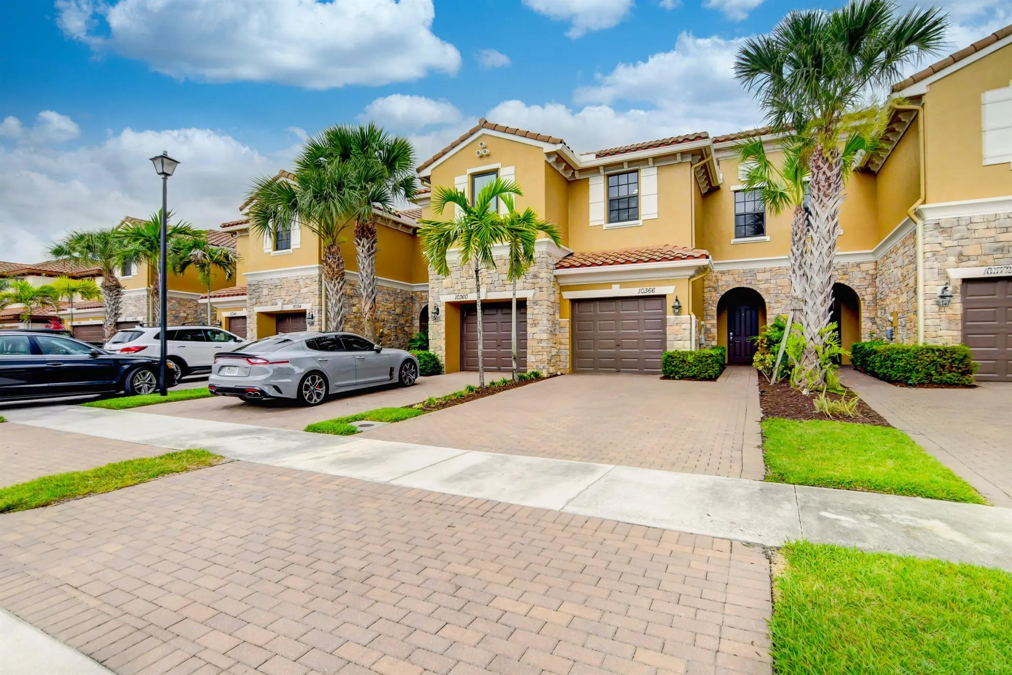10366 Wellington Parc Drive