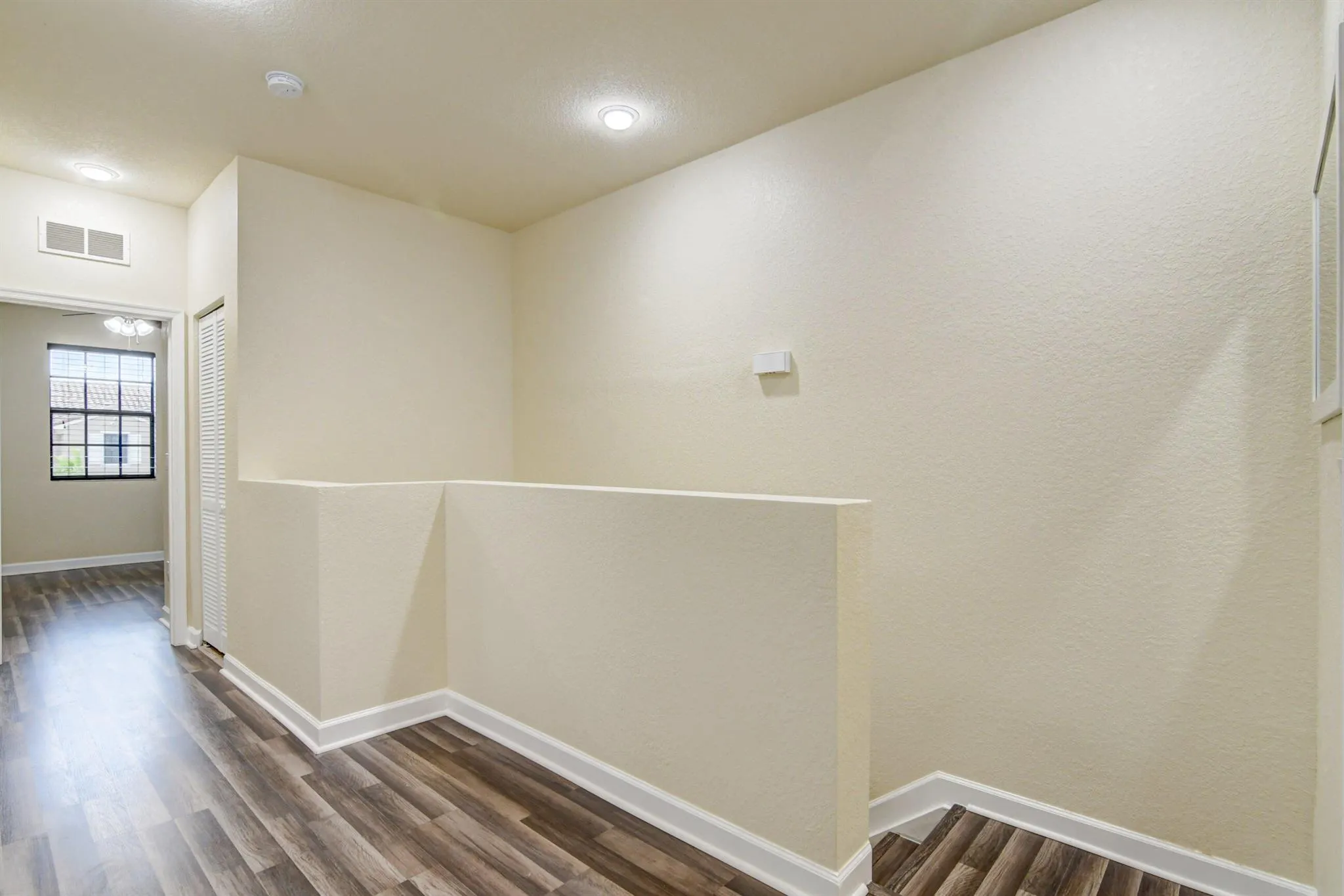 10366 Wellington Parc Drive