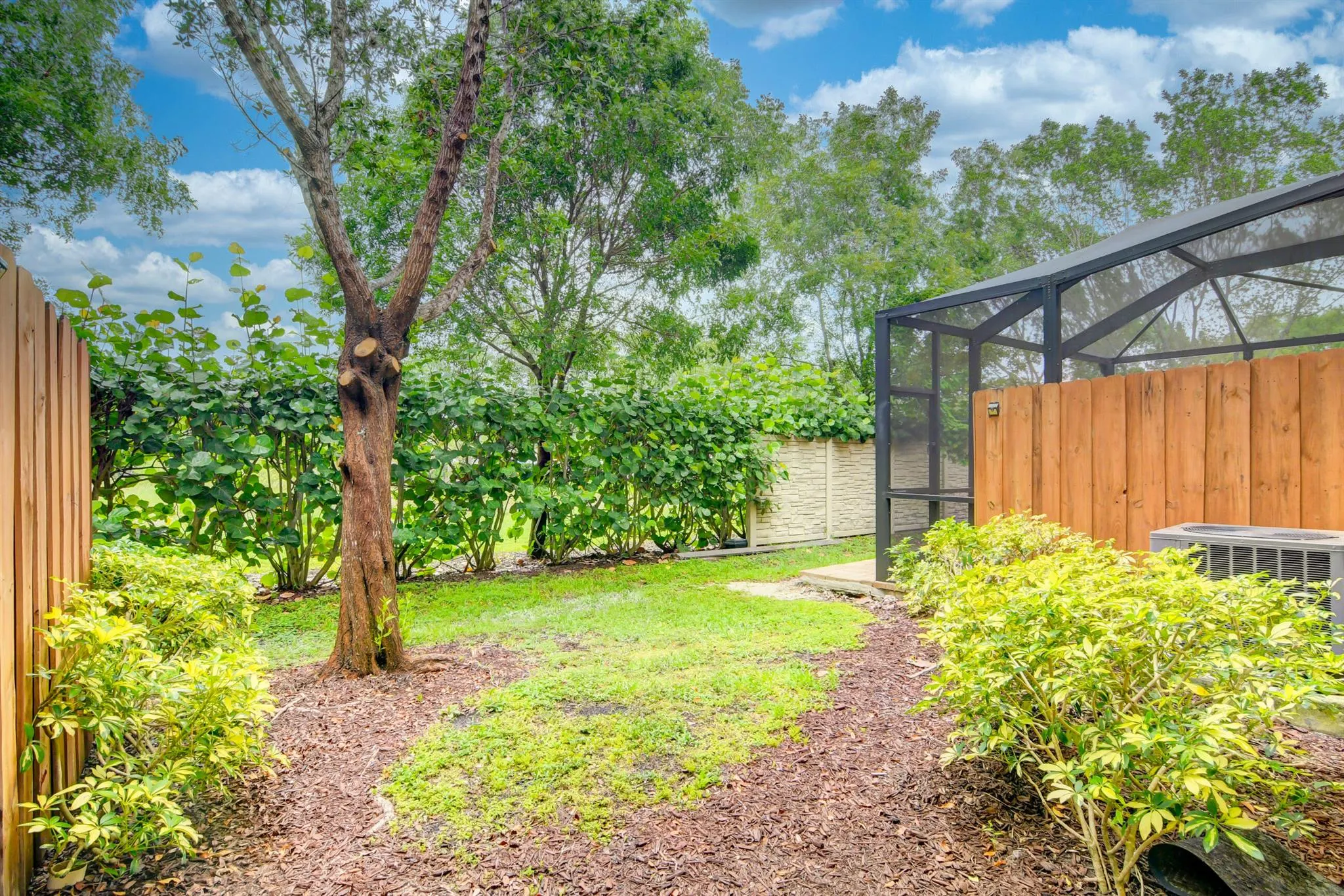10366 Wellington Parc Drive