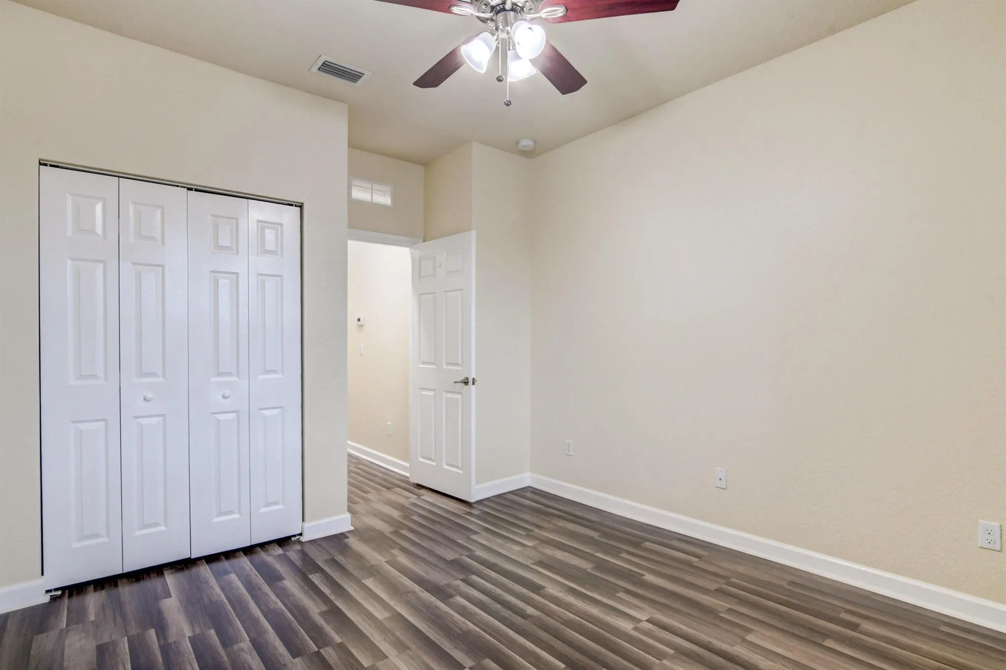 10366 Wellington Parc Drive