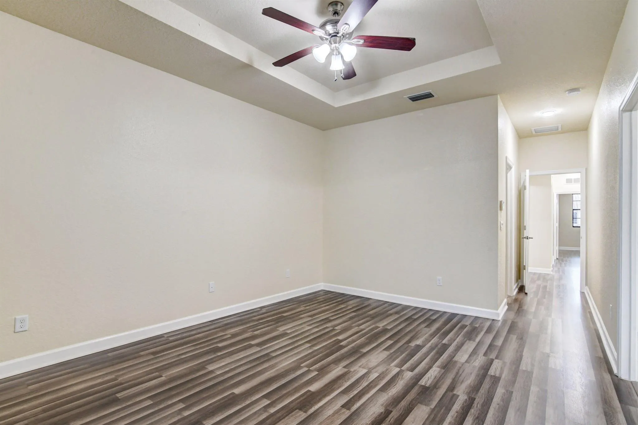 10366 Wellington Parc Drive