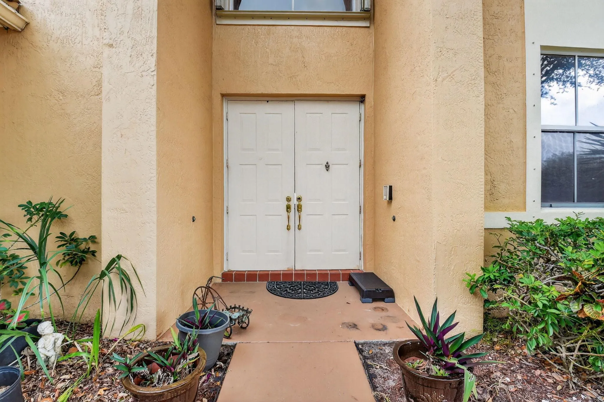 6460 Sand Hills Circle
