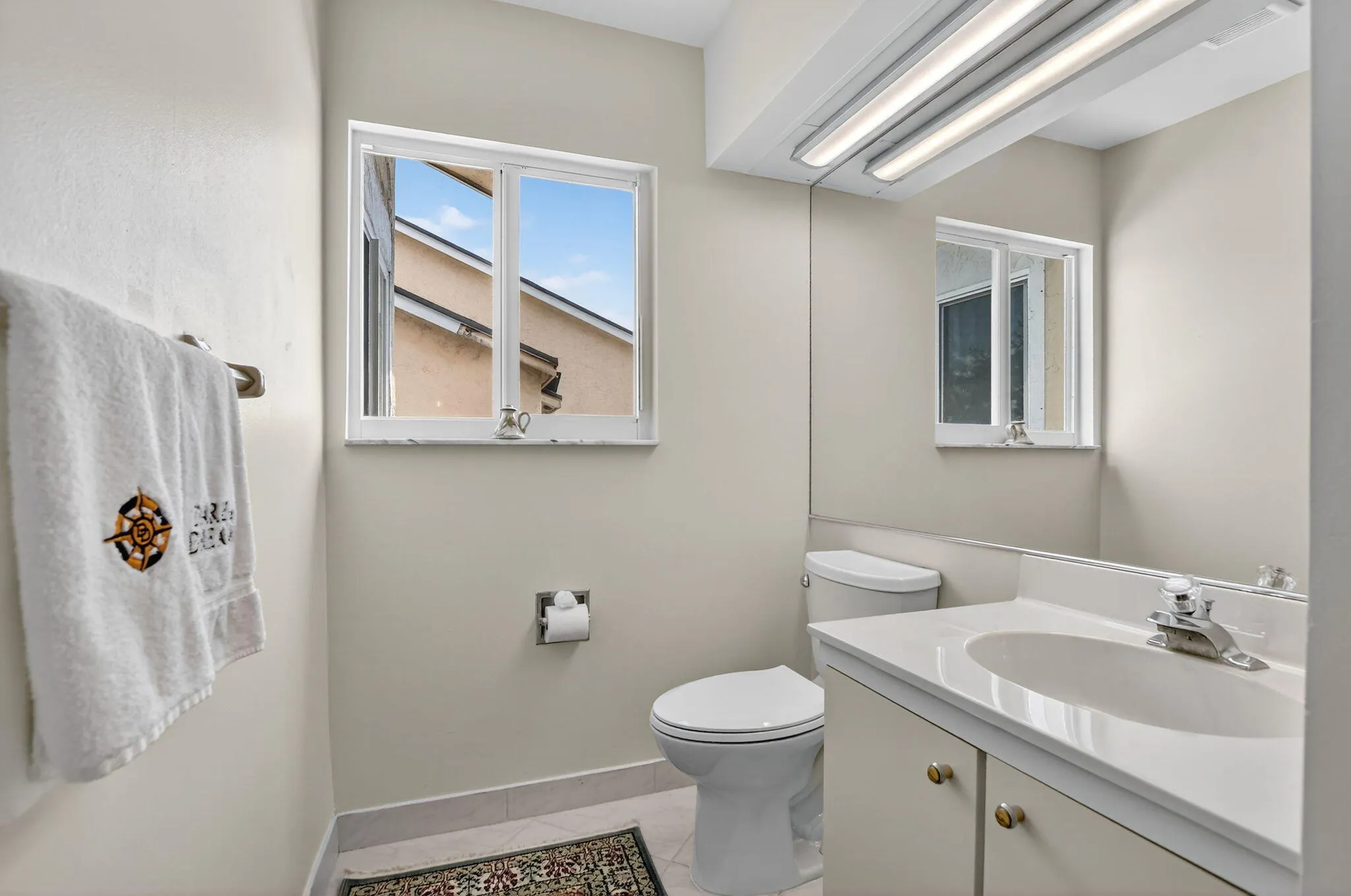 23181 Fountain View, #B