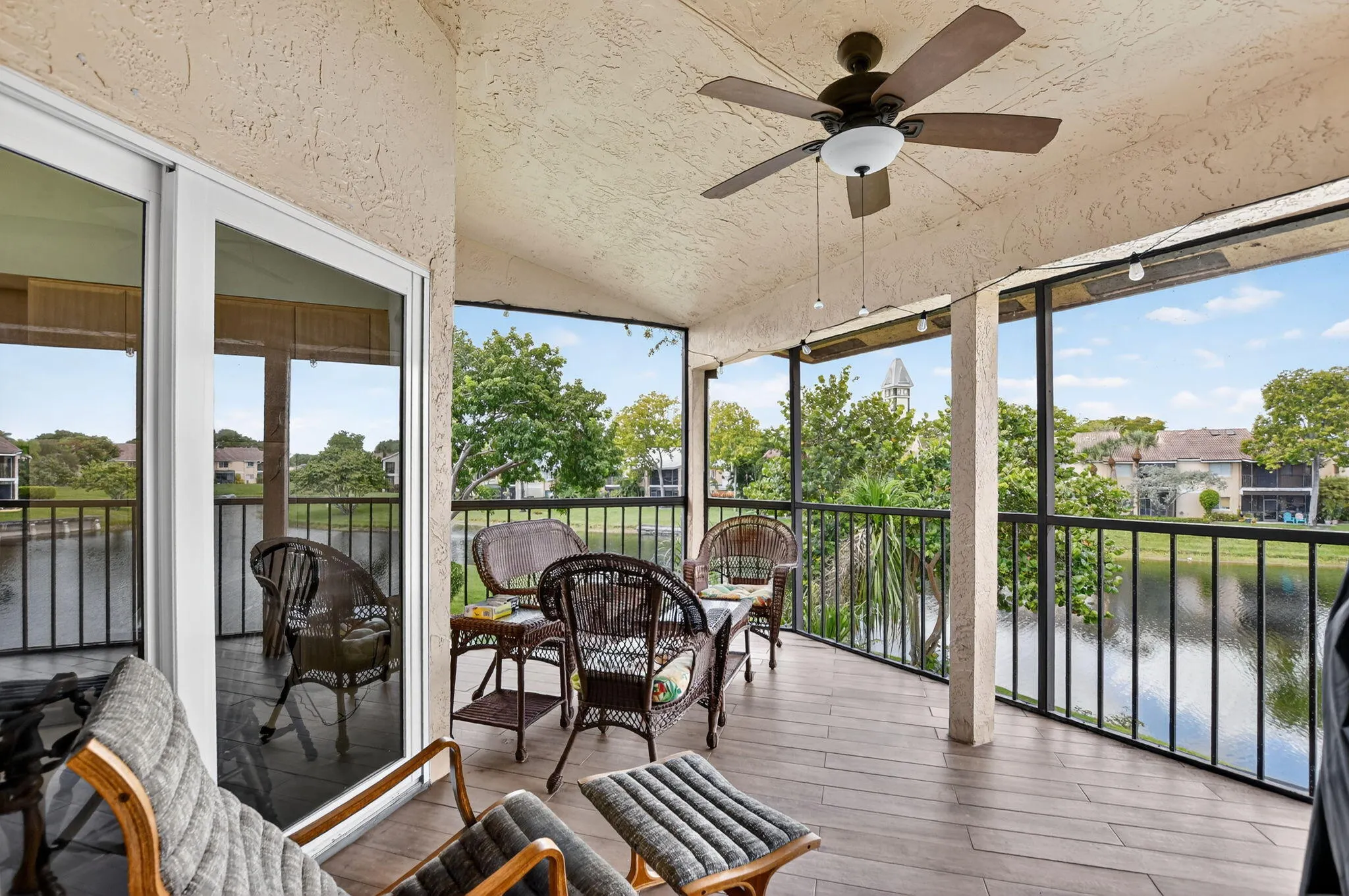 23181 Fountain View, #B
