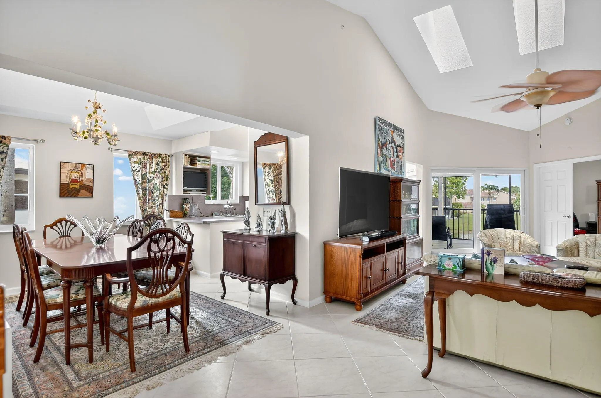 23181 Fountain View, #B