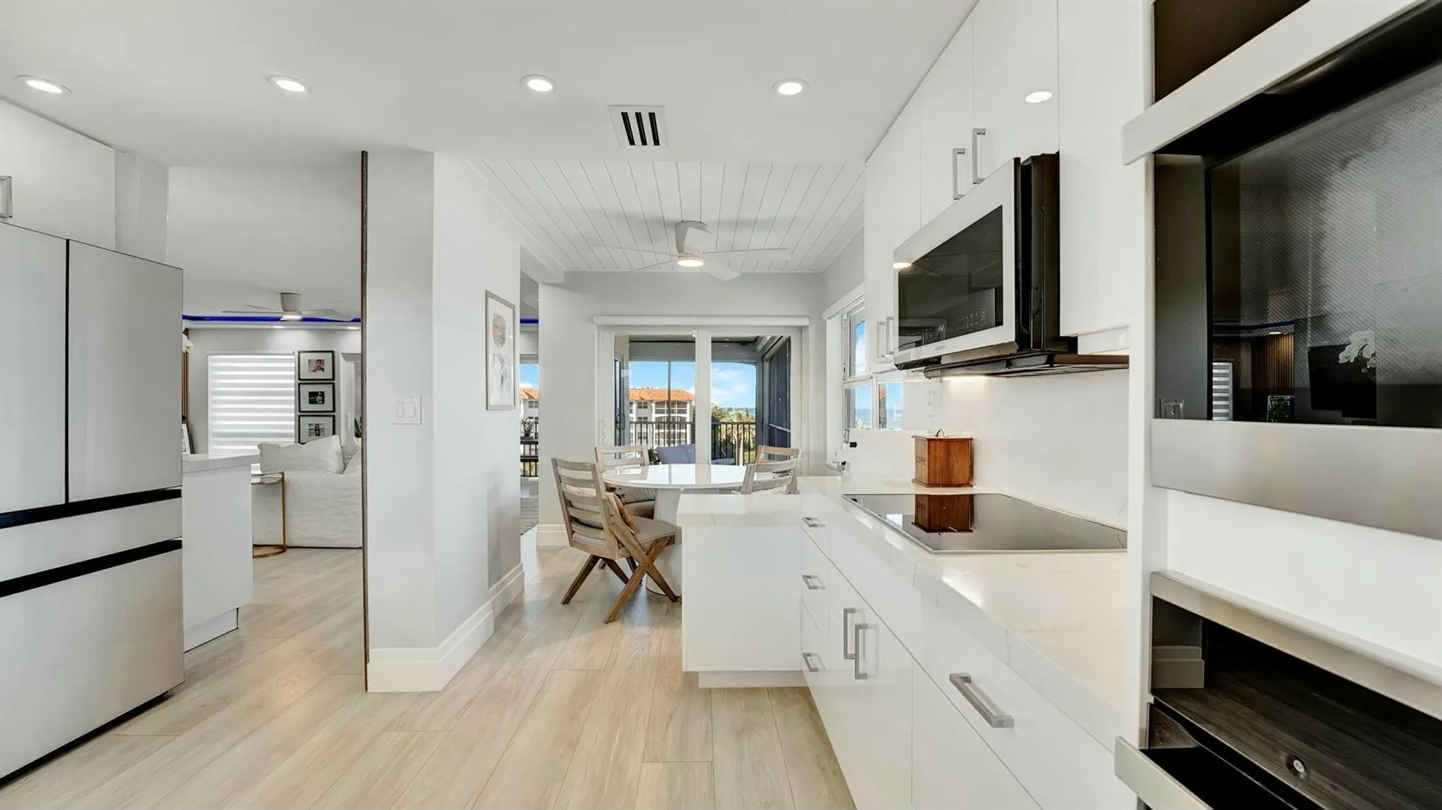 2871 N Ocean Boulevard N, #D502
