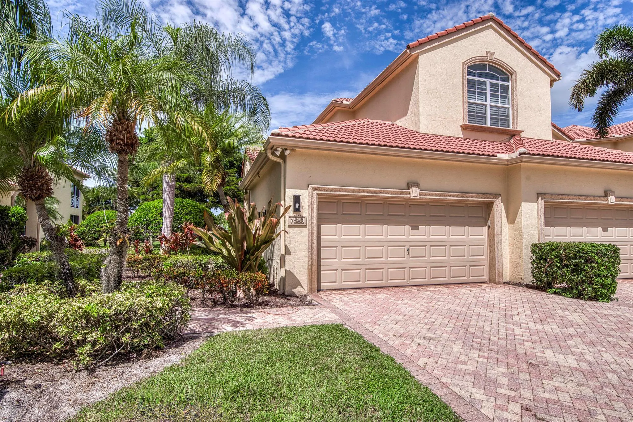 7583 Orchid Hammock Drive, #5c