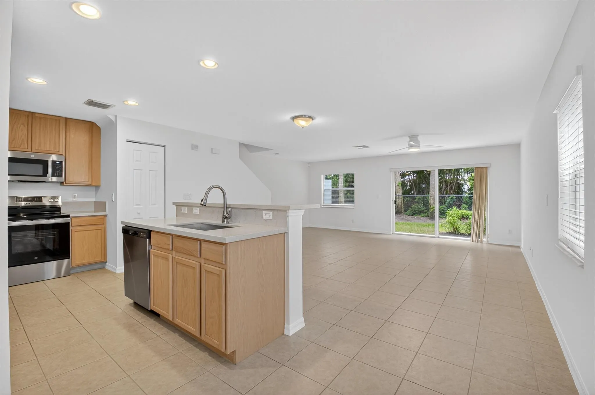 16206 Sierra Palms Drive