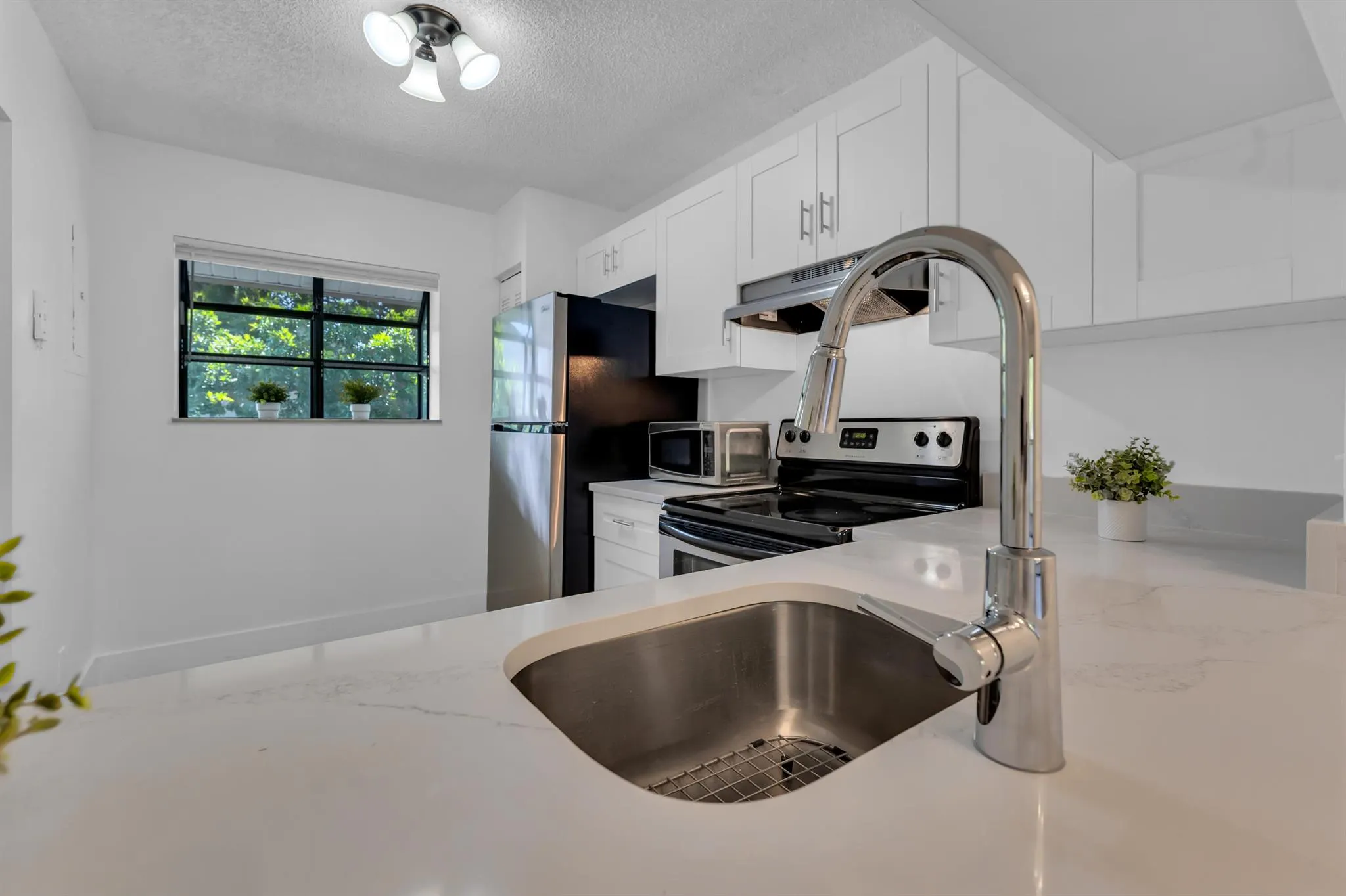 1224 S Military Trail, #2324