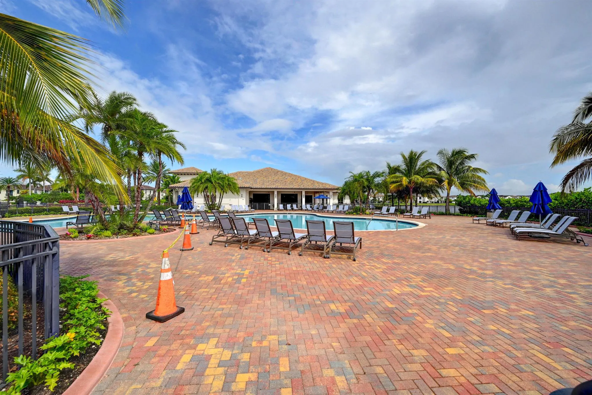 3335 W 93rd Place, #3335