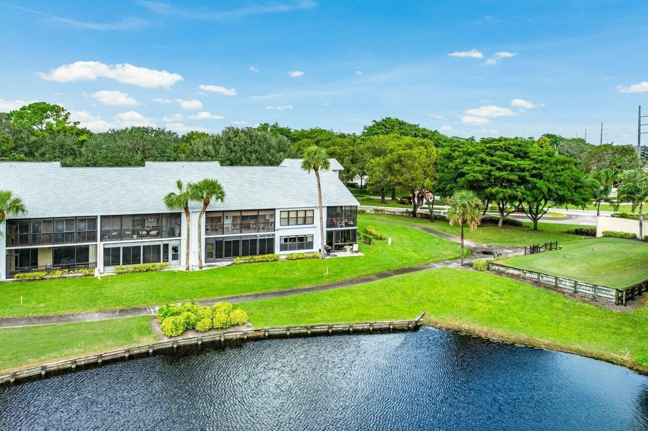 5020 Golfview Court, #1413