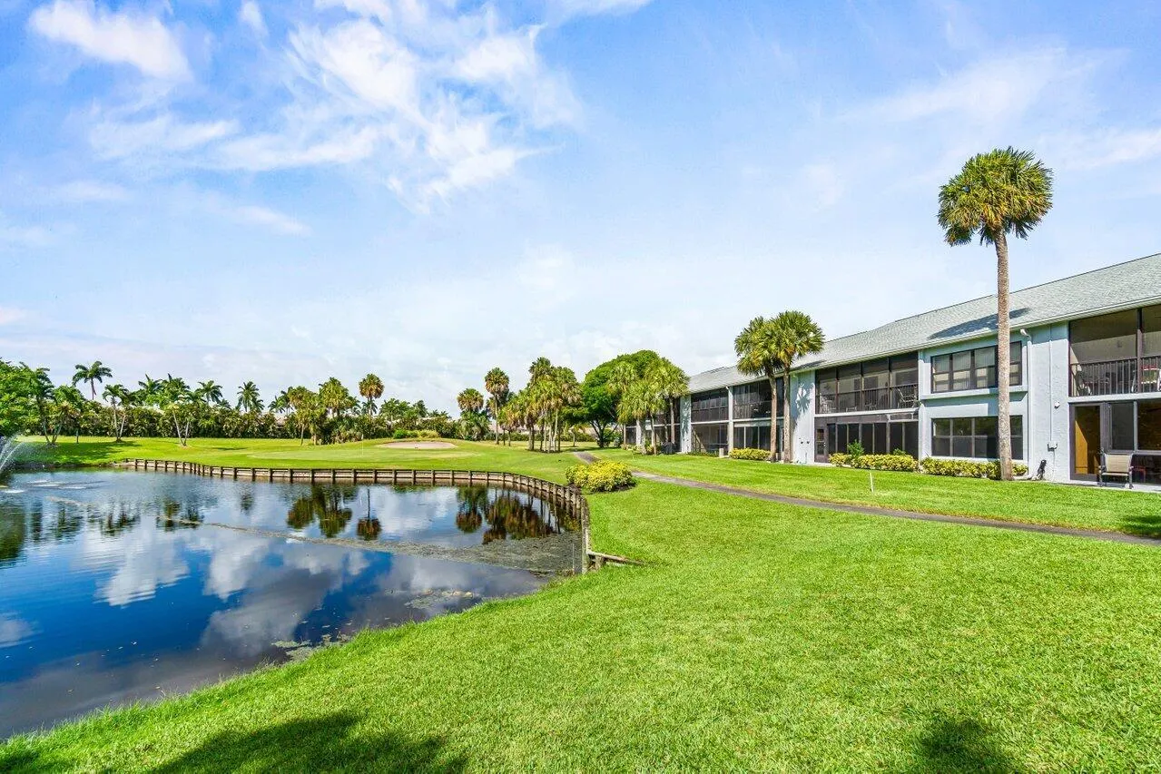 5020 Golfview Court, #1413