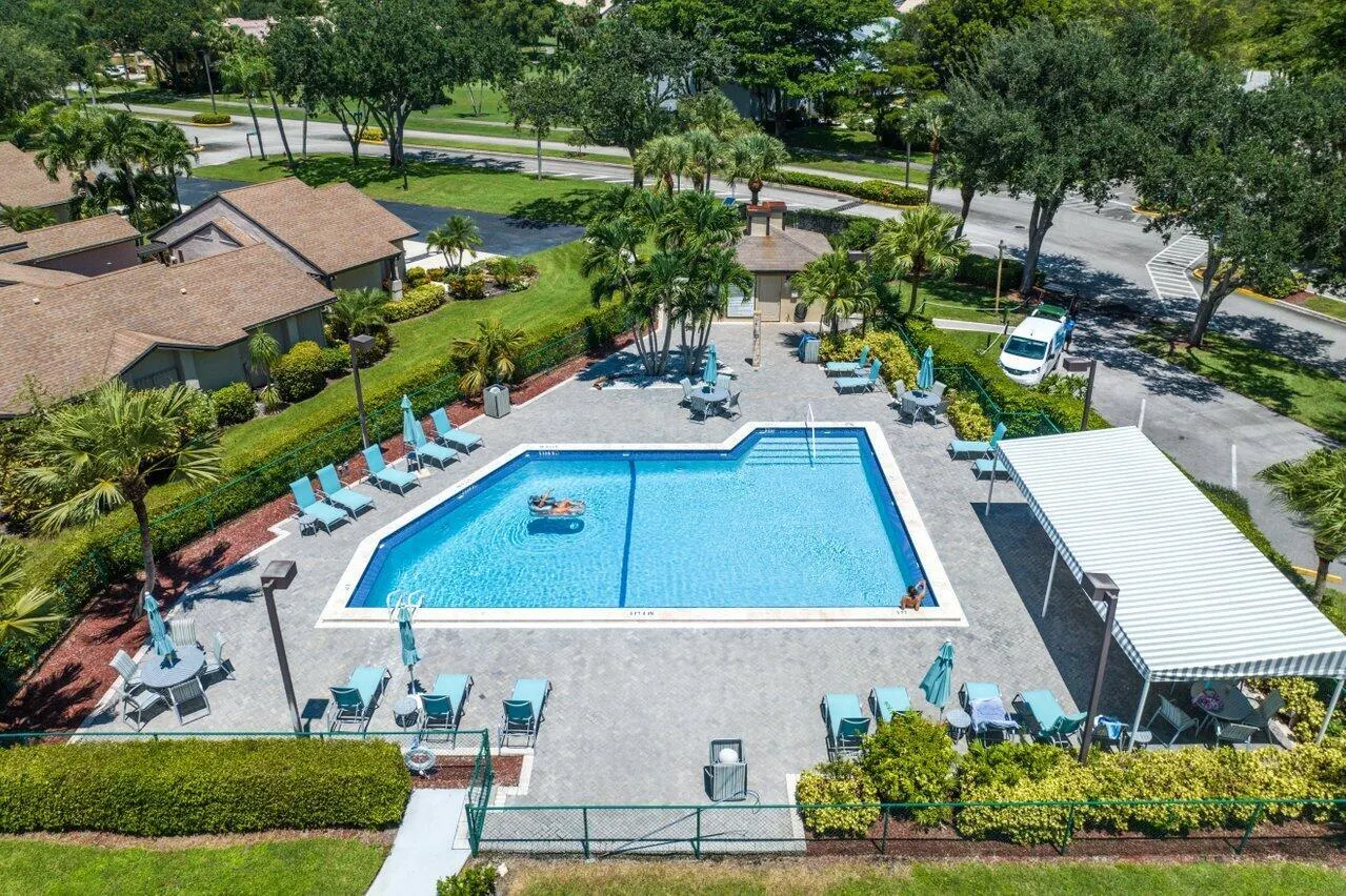 5020 Golfview Court, #1413