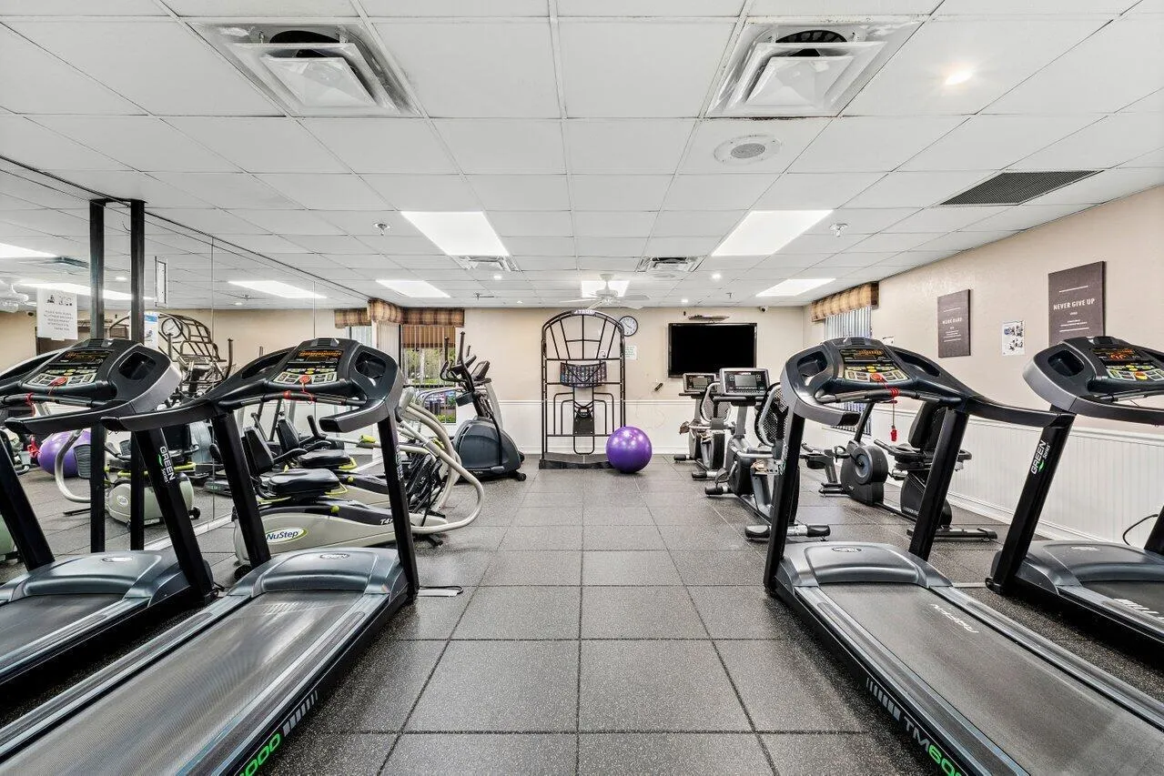 5020 Golfview Court, #1413