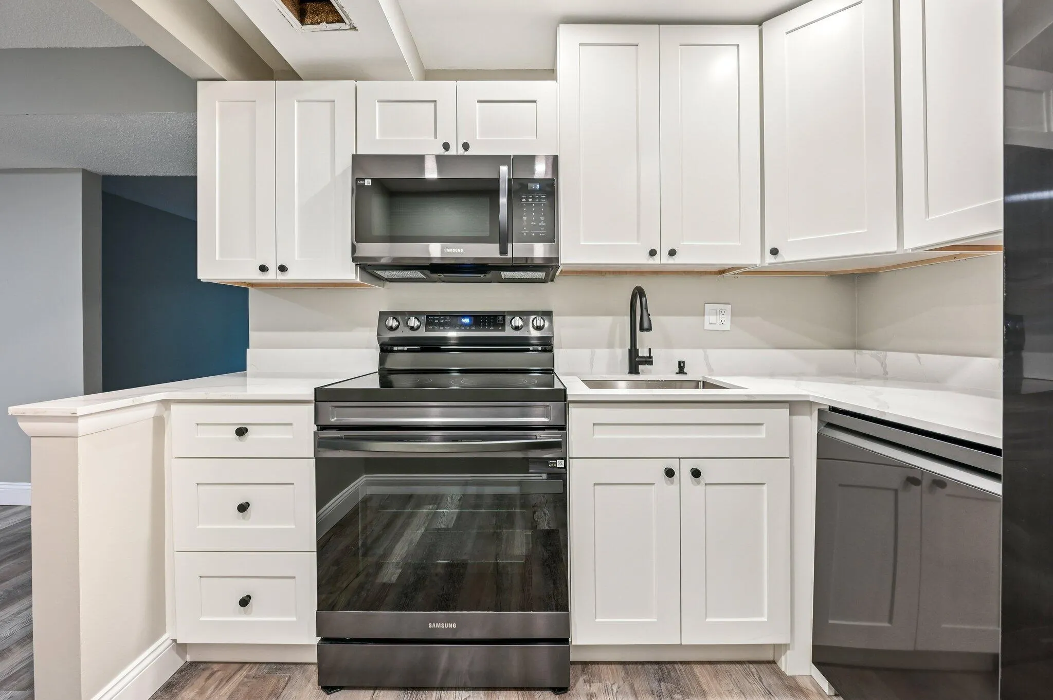 460 NW 20th Street, #1110