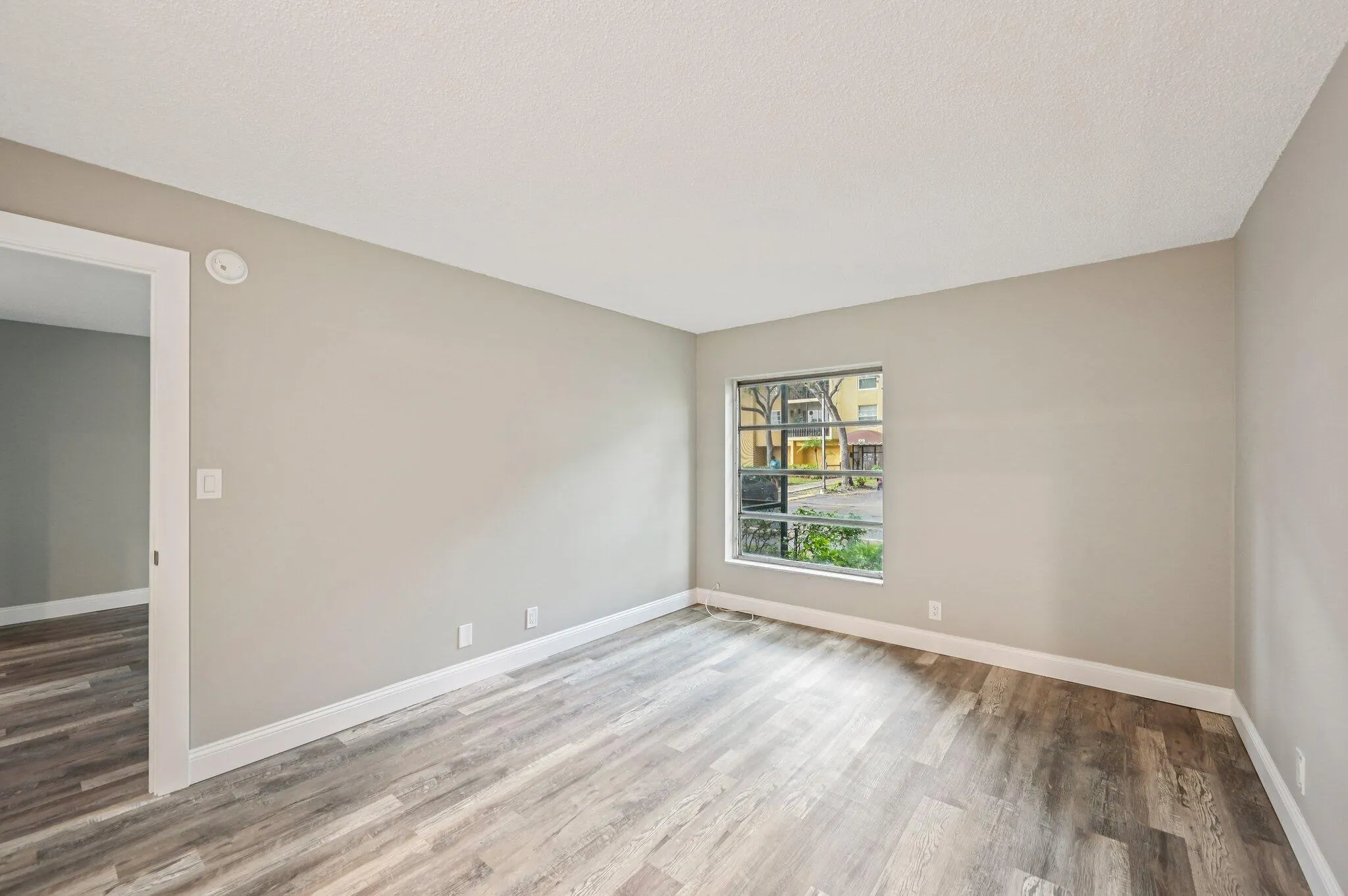 460 NW 20th Street, #1110