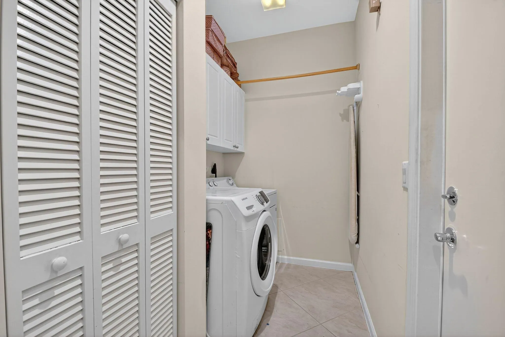 4233 Imperial Club Lane