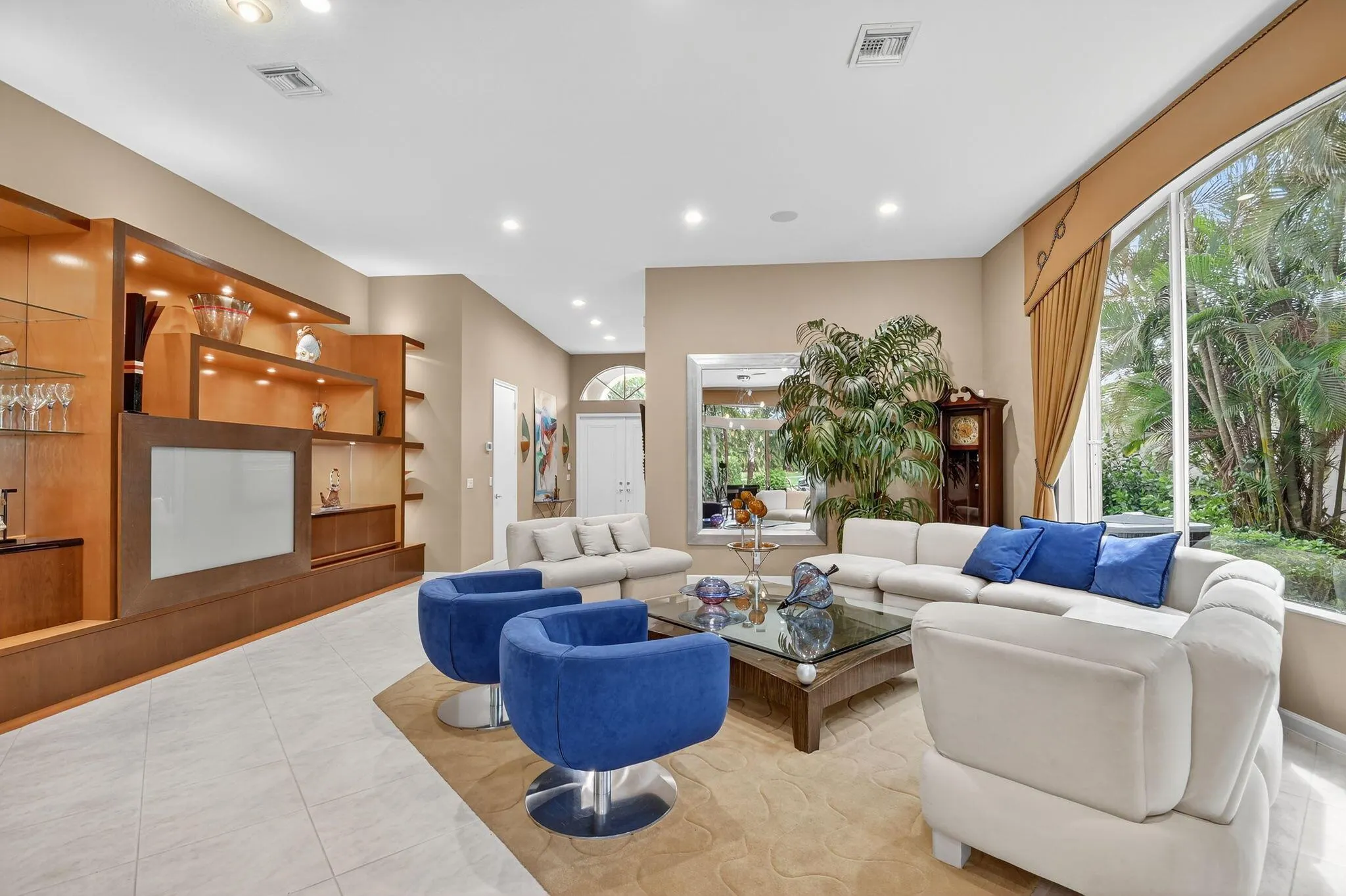 4233 Imperial Club Lane