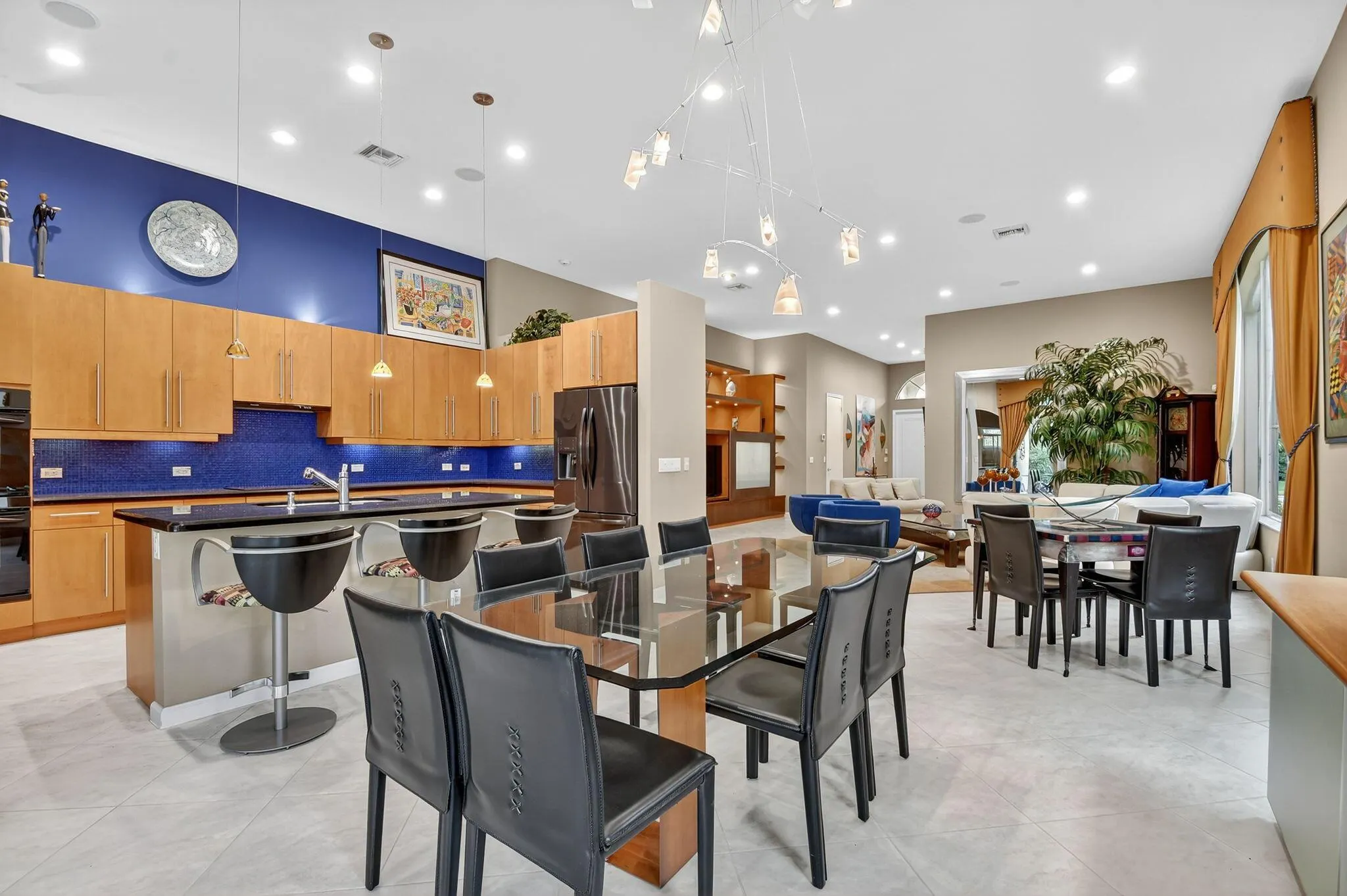 4233 Imperial Club Lane