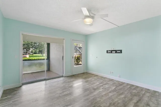 6479 Chasewood Drive, #B