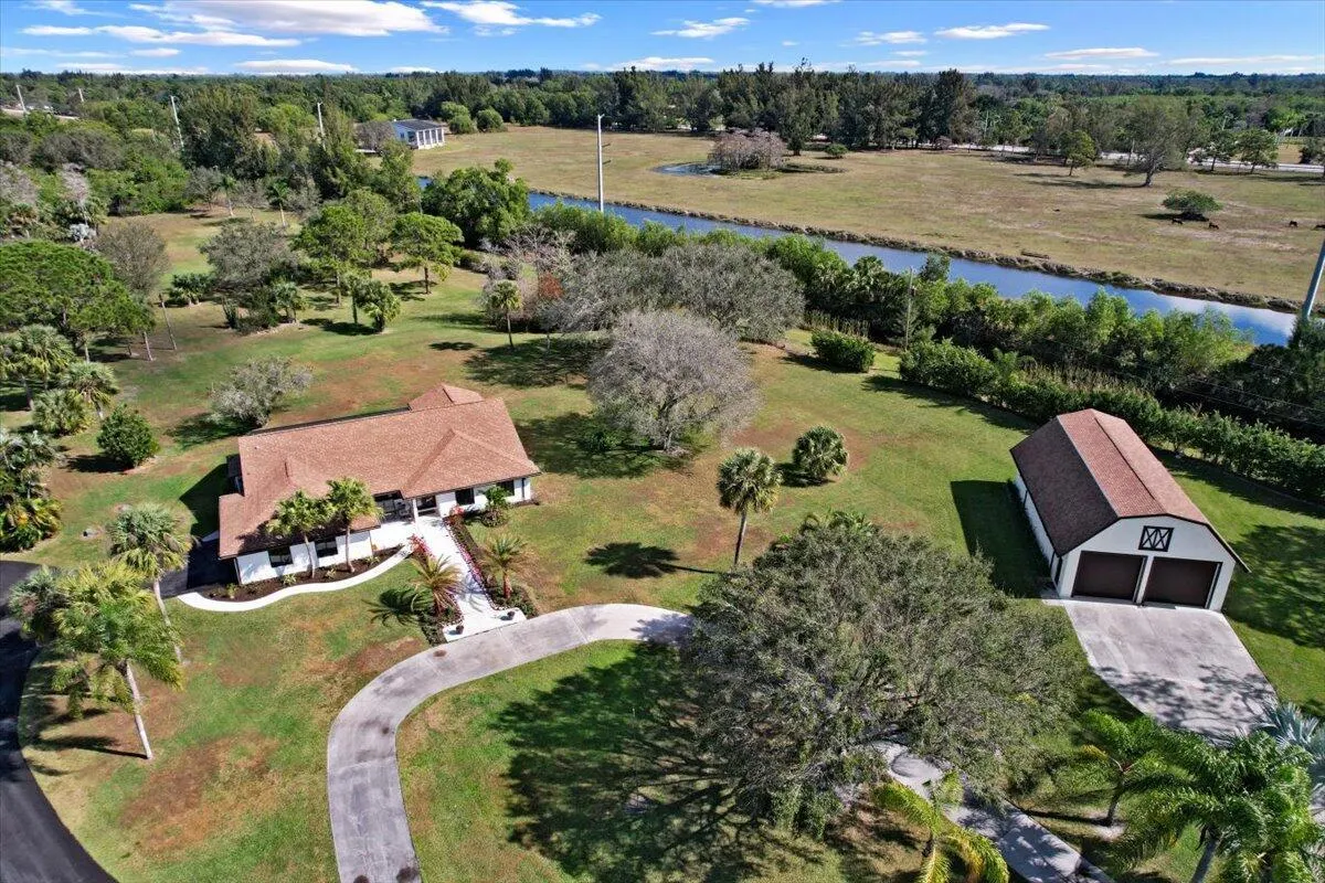 16748 Fox Trail Lane