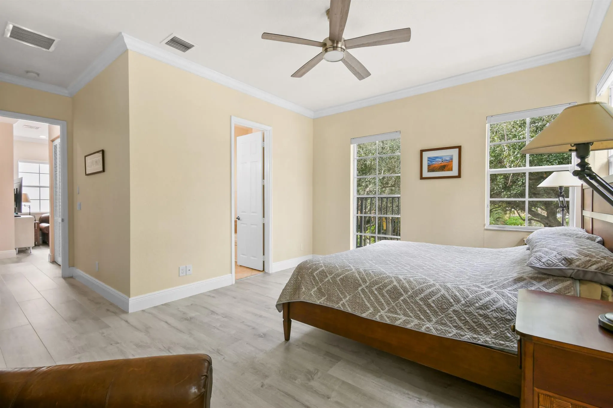 102 Lismore Lane