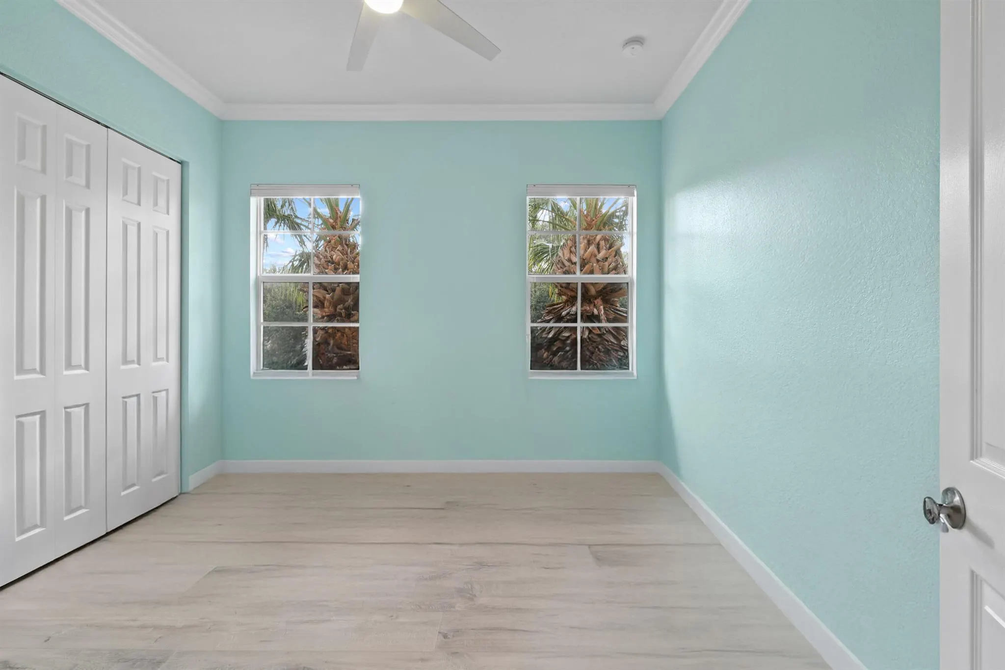 102 Lismore Lane