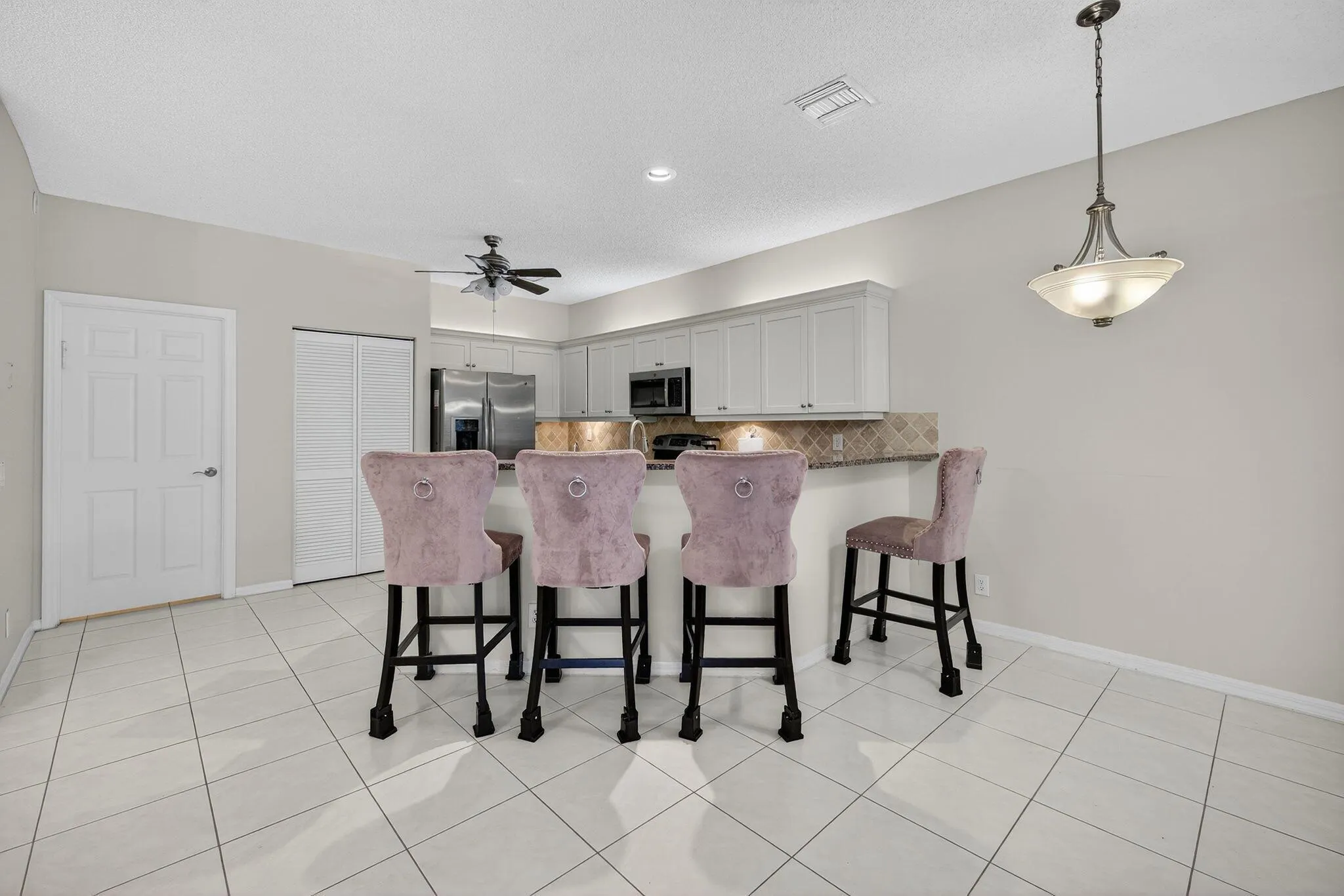 6468 NW 78th Place