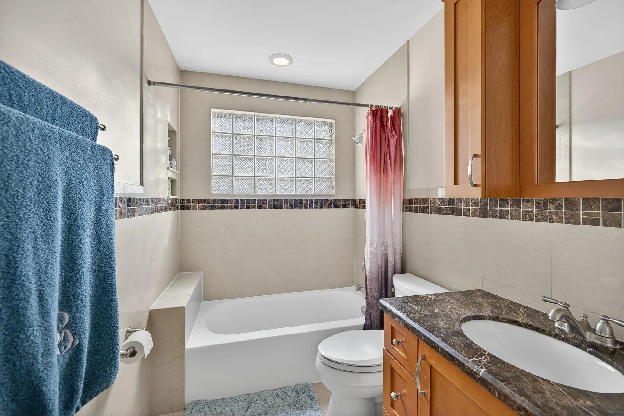 6468 NW 78th Place