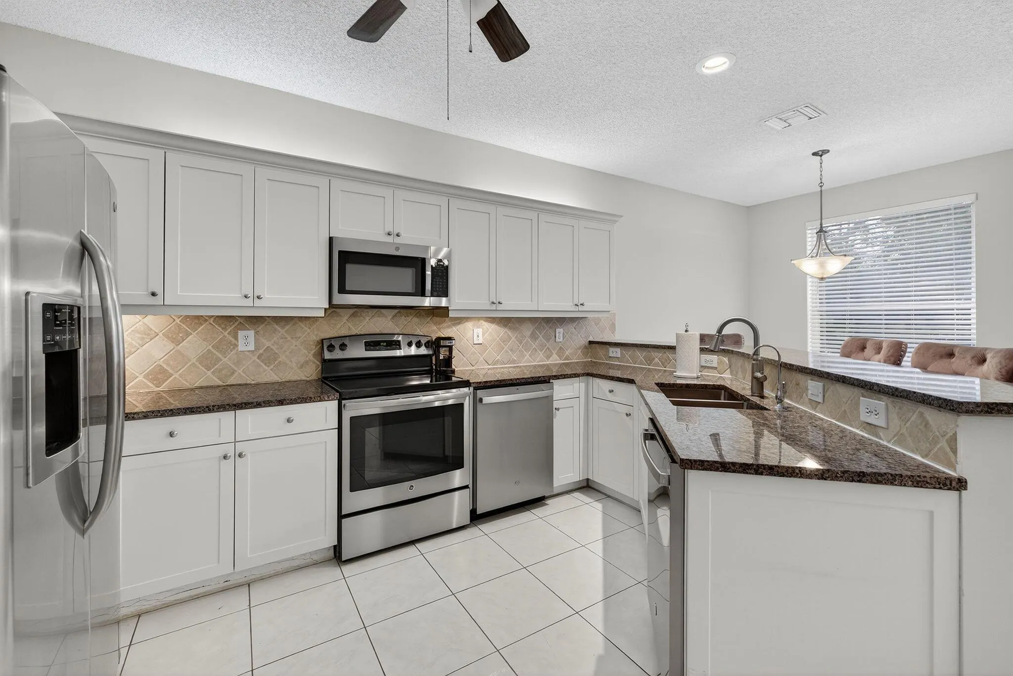 6468 NW 78th Place