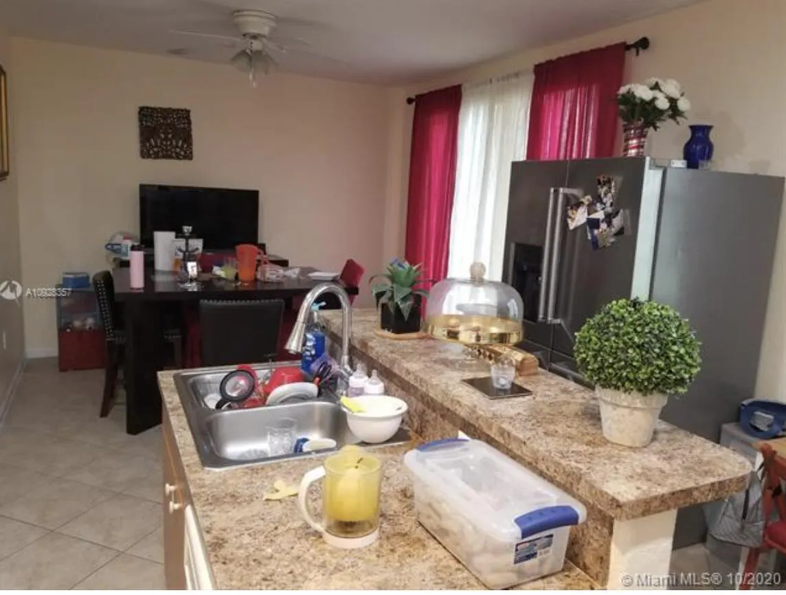 2673 SW 85 Th Avenue, #102