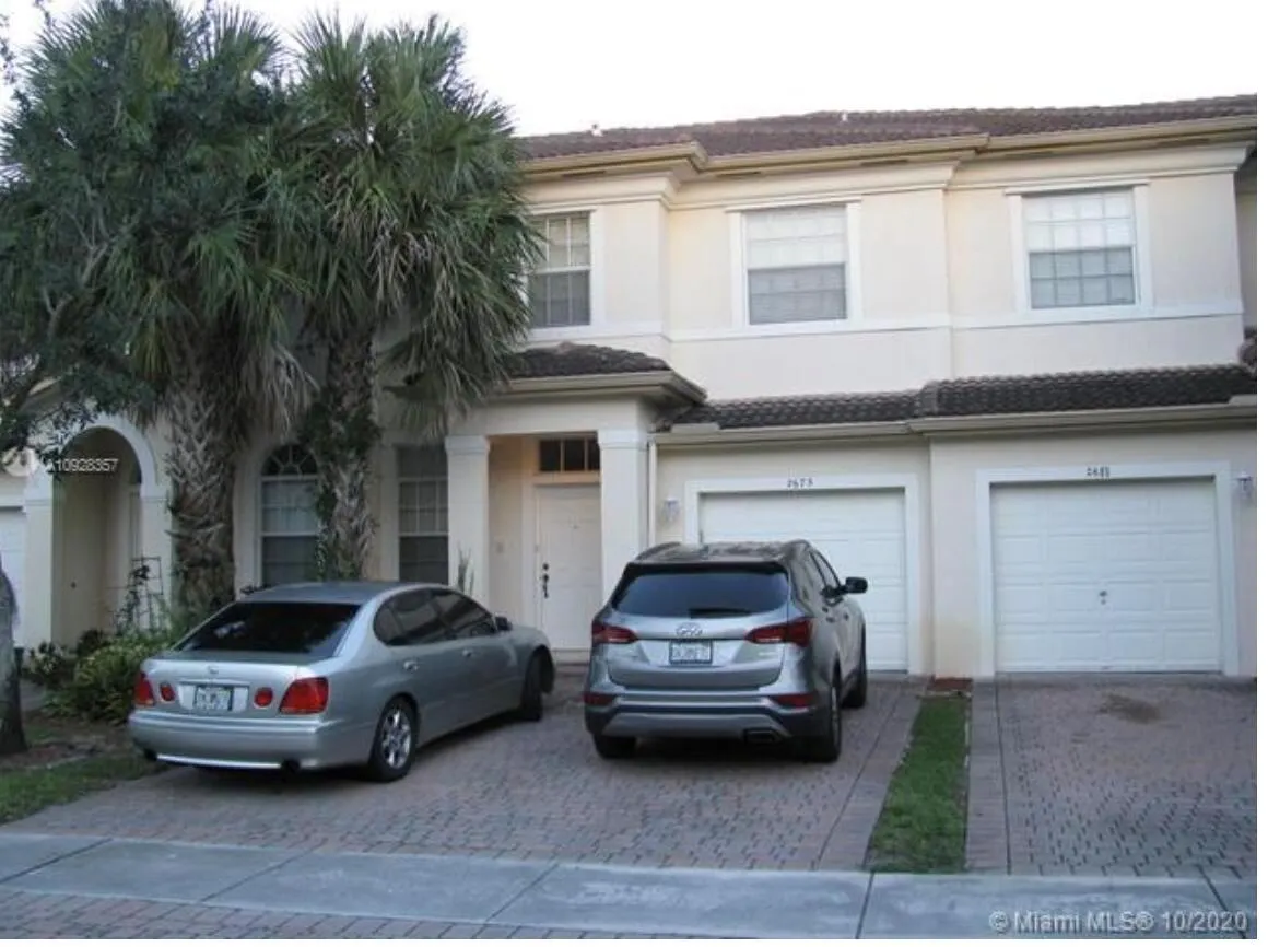 2673 SW 85 Th Avenue, #102