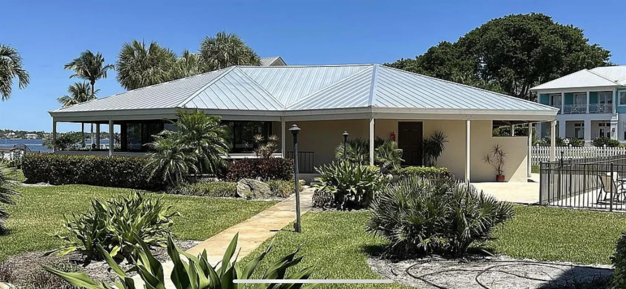 150 SE Four Winds Drive, #B-103