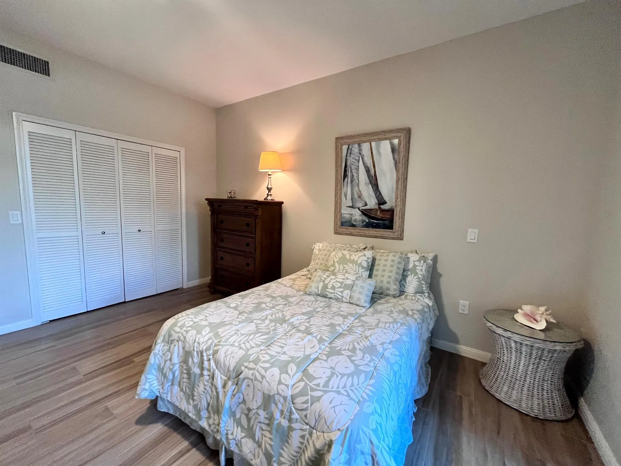 150 SE Four Winds Drive, #B-103