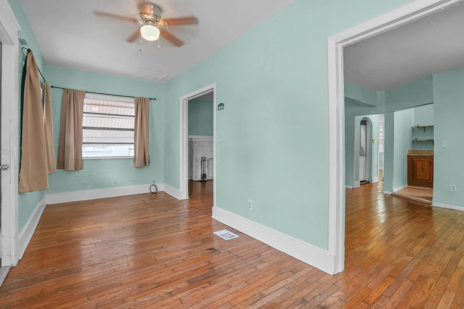 410 S Ocean Breeze