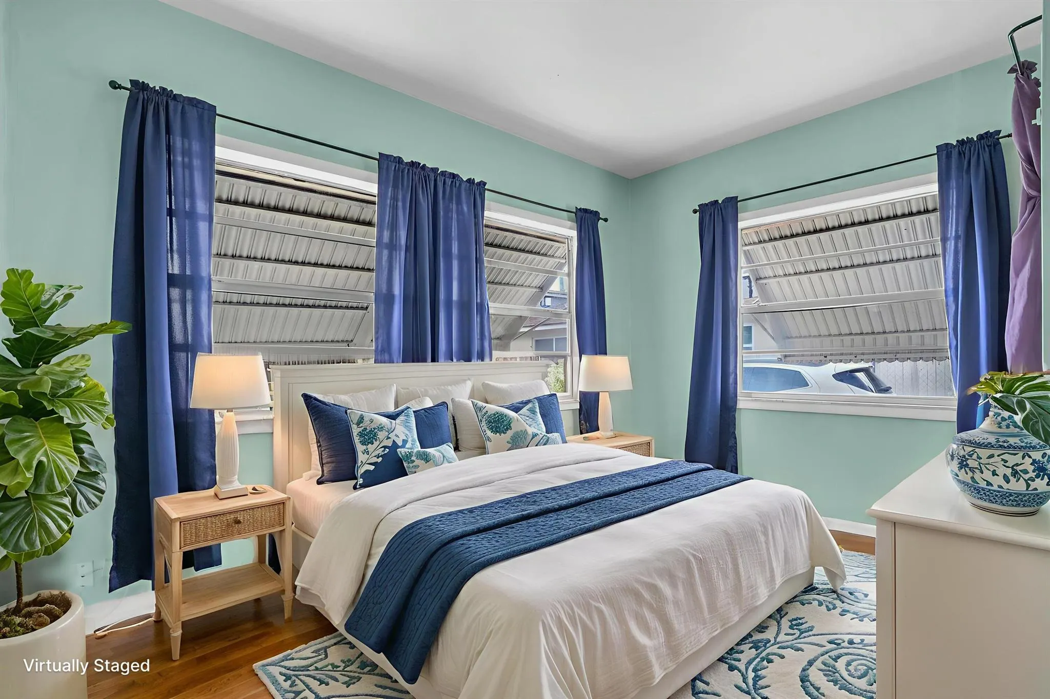 410 S Ocean Breeze