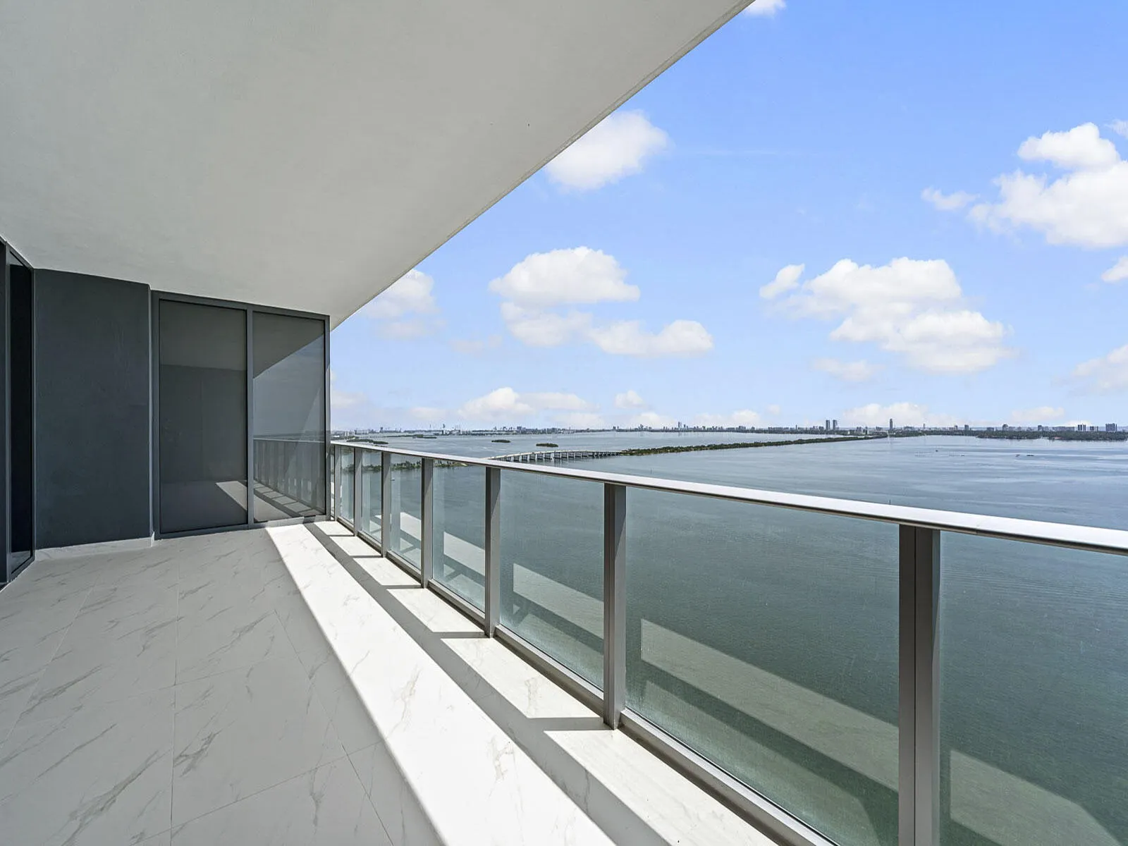 700 NE 24th Street, #3002