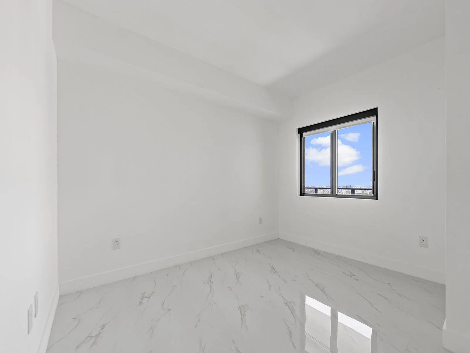 700 NE 24th Street, #3002